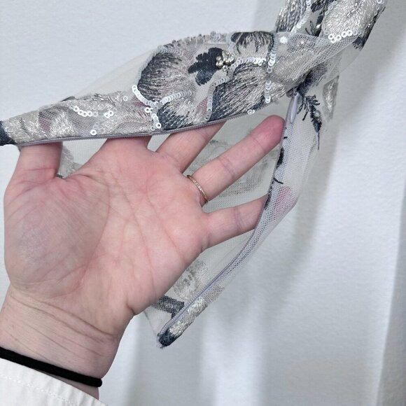 Mac Duggal Floral Embroidered Illusion Long Sleeve Gown Platinum Silver NWT 8 - Picture 10 of 12